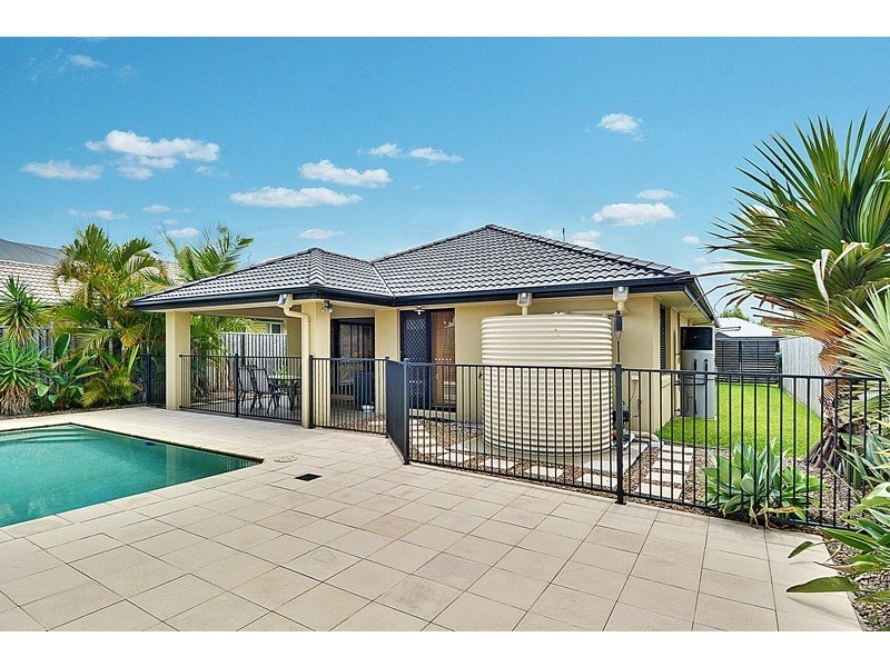 44 Liekefett Way, Little Mountain QLD 4551