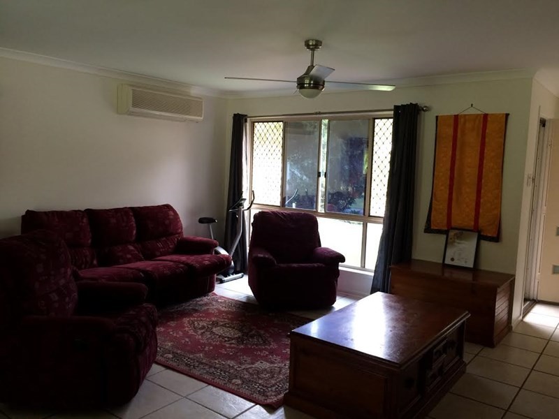 11 Avondale Place, Little Mountain QLD 4551