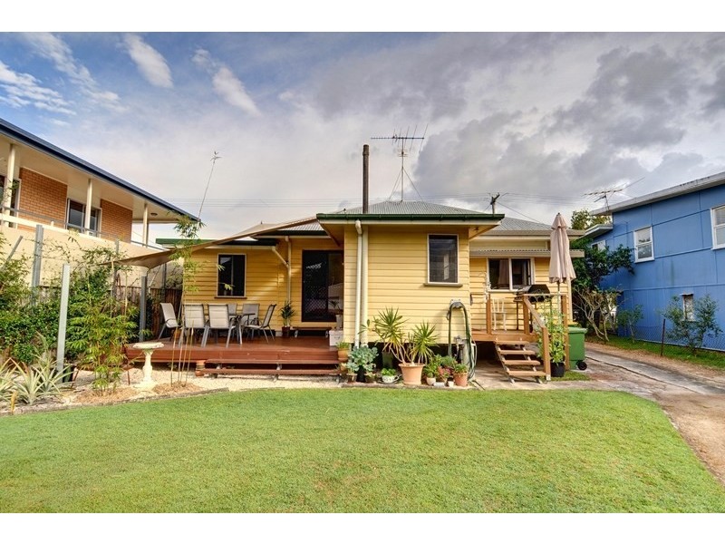 57 Palmer Avenue, Golden Beach QLD 4551
