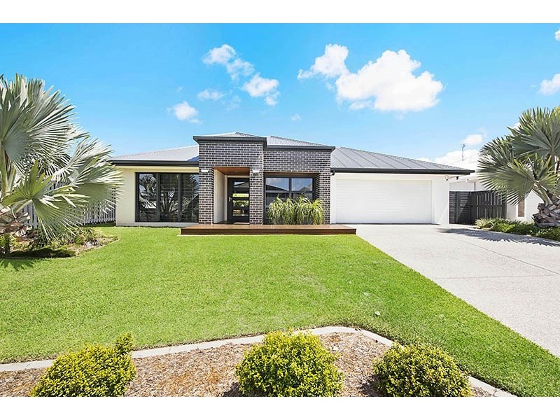 3 Sweep Court, Birtinya QLD 4575