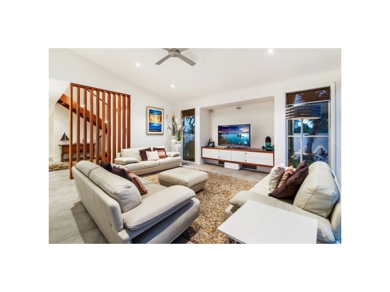 30 Bellanboe Circuit, Pelican Waters QLD 4551