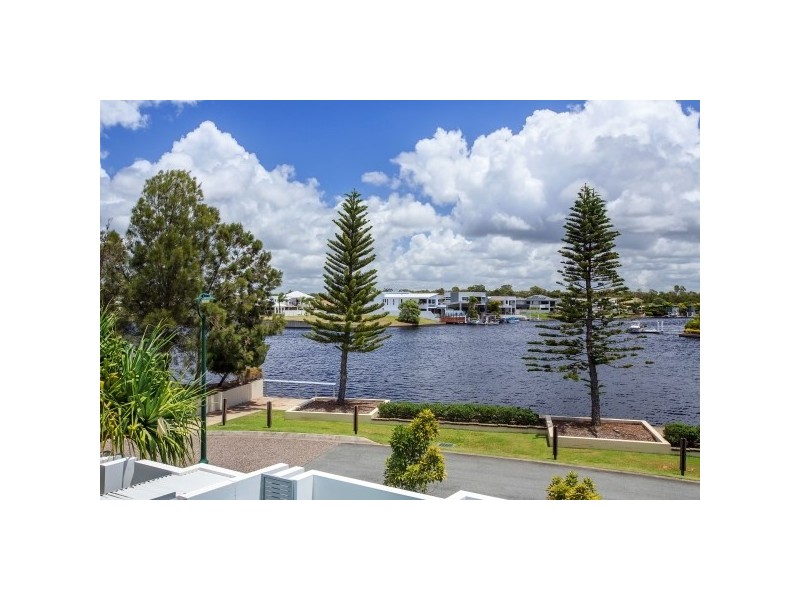 30 Bellanboe Circuit, Pelican Waters QLD 4551