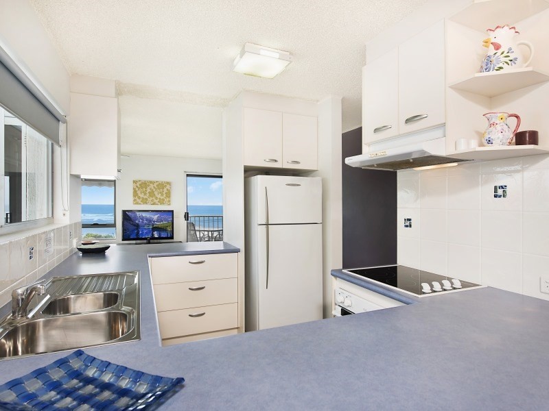 Unit 15 ‘Resort Estoril’ 38 McIIwraith Street, Moffat Beach QLD 4551