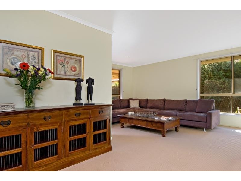 4 Arilpa Street, Warana QLD 4575
