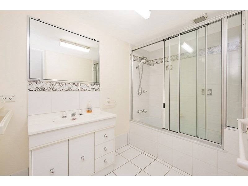 Unit 2 ‘Beaumonde’ 6 Muraban Street, Mooloolaba QLD 4557