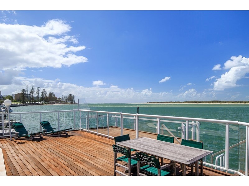 Unit 4 ‘Pumicestone Quays’  22 Maloja Avenue, Caloundra QLD 4551