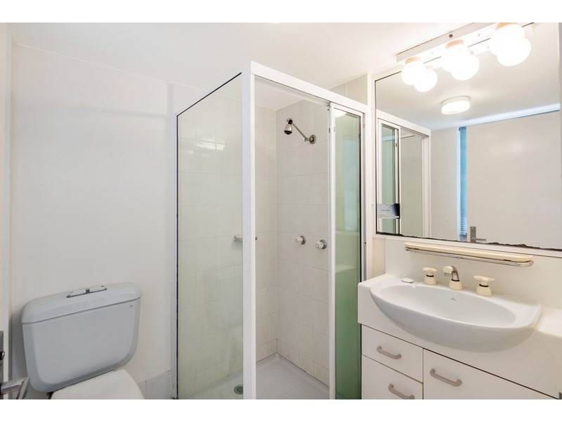 Unit 4 ‘Pumicestone Quays’  22 Maloja Avenue, Caloundra QLD 4551