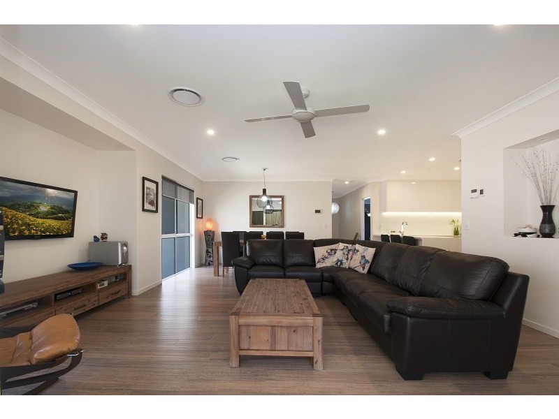 15 Marshall Crescent, Aroona QLD 4551