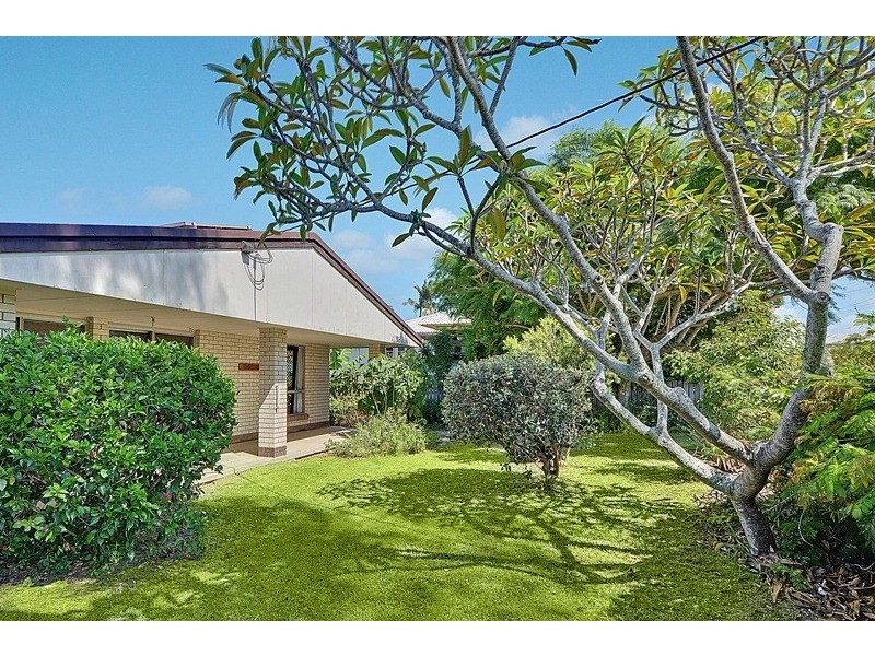 11 Third Avenue, Caloundra QLD 4551