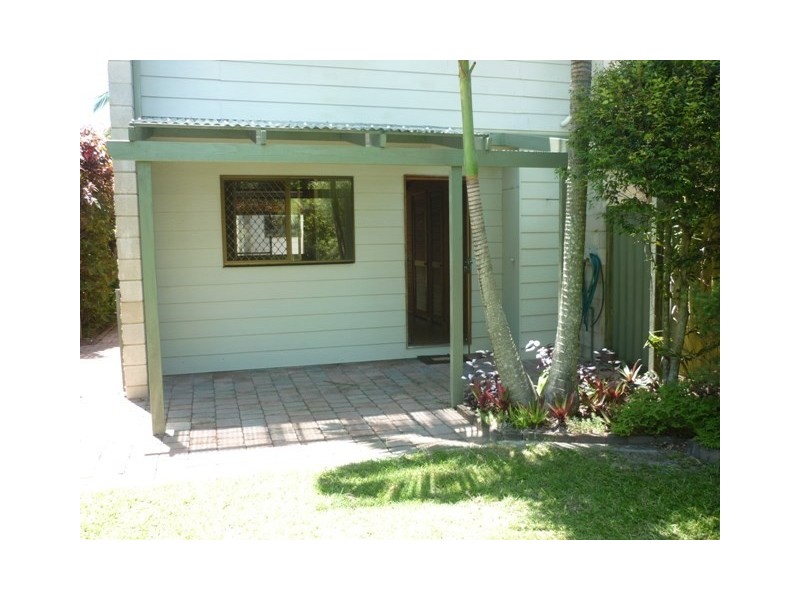 2/16 Watson Street, Currimundi QLD 4551