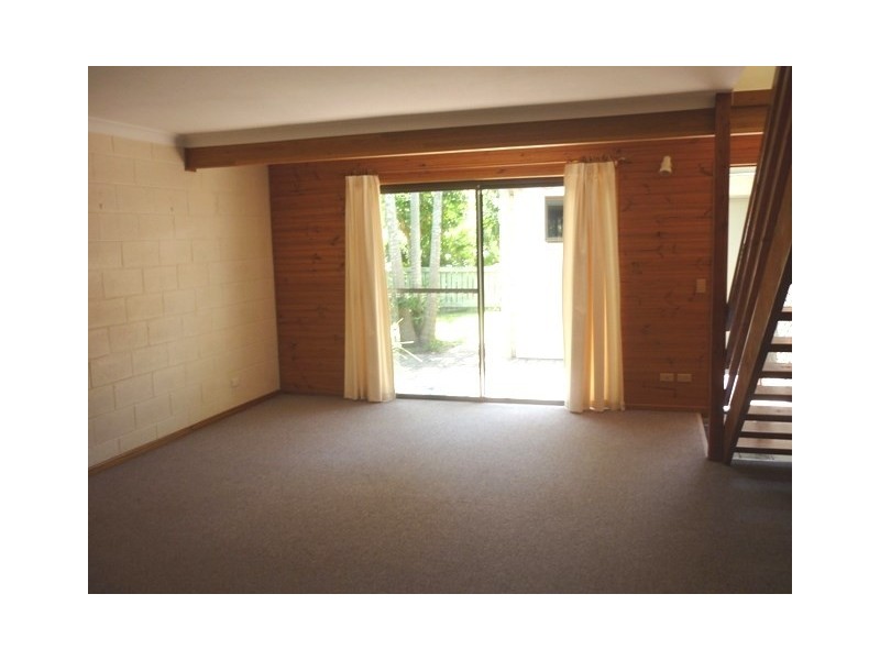 2/16 Watson Street, Currimundi QLD 4551