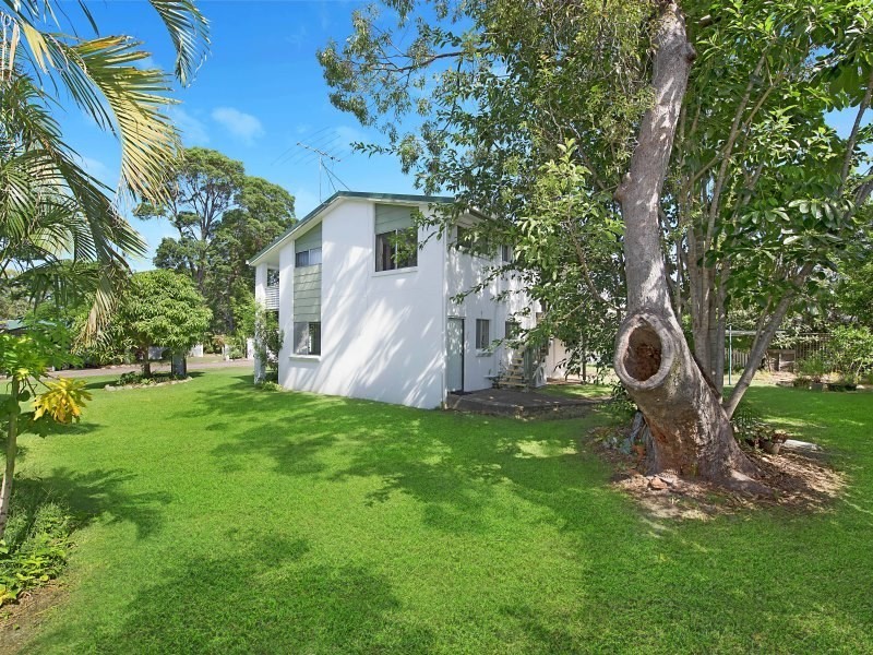 3 Bray Street, Dicky Beach QLD 4551