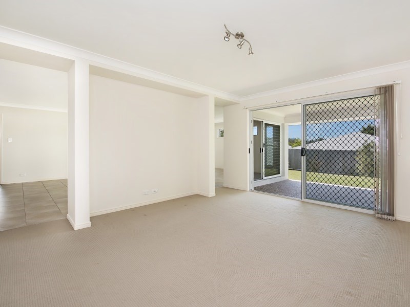 28 Tuckeroo Drive, Meridan Plains QLD 4551