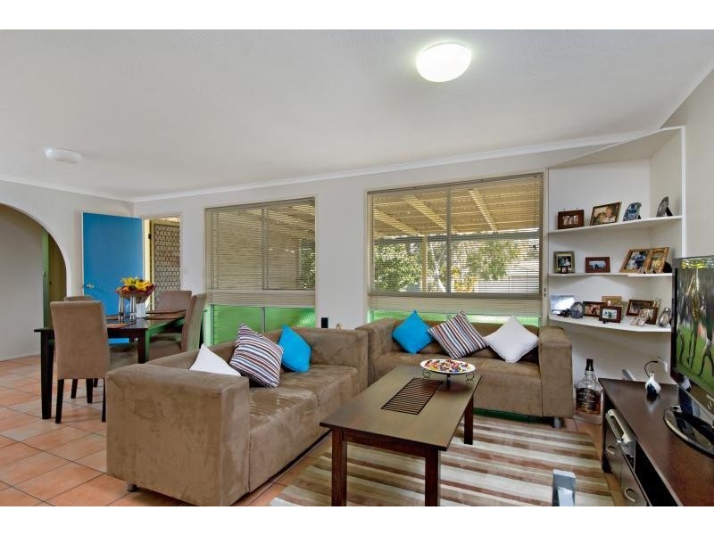 4 Mawarra Street, Buddina QLD 4575