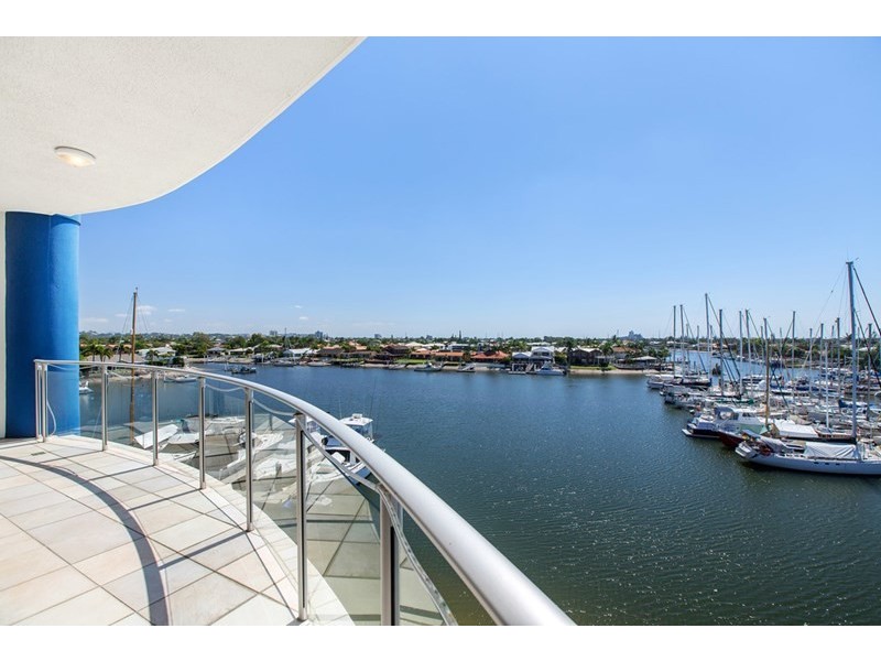 Unit 408 ‘Bluewater Point’ 13 Nicklin Way, Minyama QLD 4575