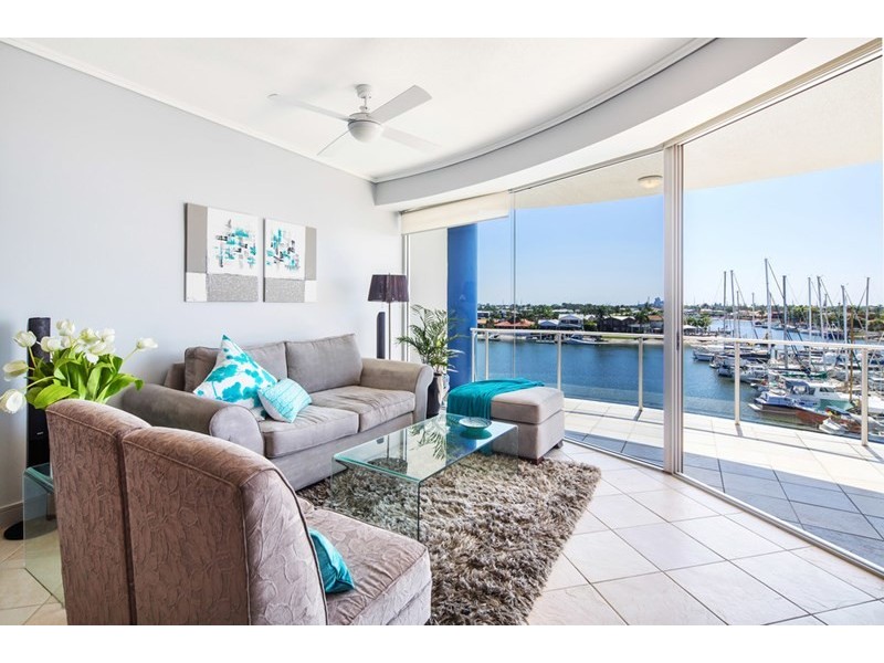 Unit 408 ‘Bluewater Point’ 13 Nicklin Way, Minyama QLD 4575