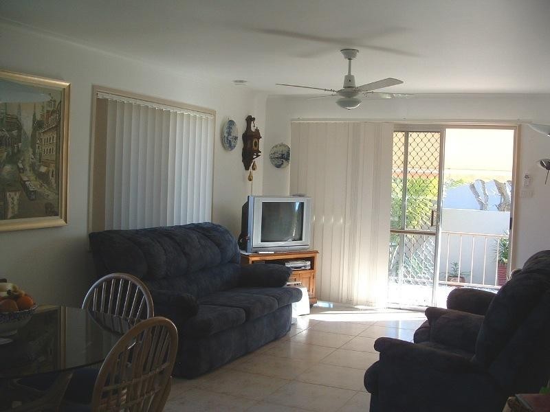 1/11 Wyreema Terrace, Caloundra QLD 4551