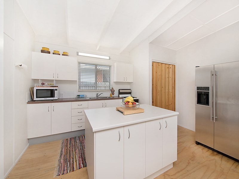 69 Nothling Street, Moffat Beach QLD 4551