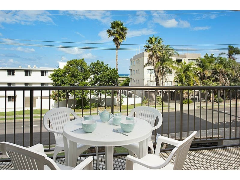 Unit 2 ‘Oceanic Apartments’ 14 Warne Terrace, Kings Beach QLD 4551