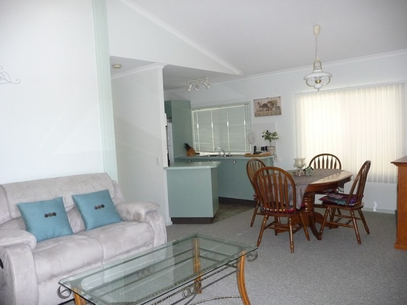 Unit 7 ‘Sunseeker Village’ 96 Caloundra Road, Little Mountain QLD 4551