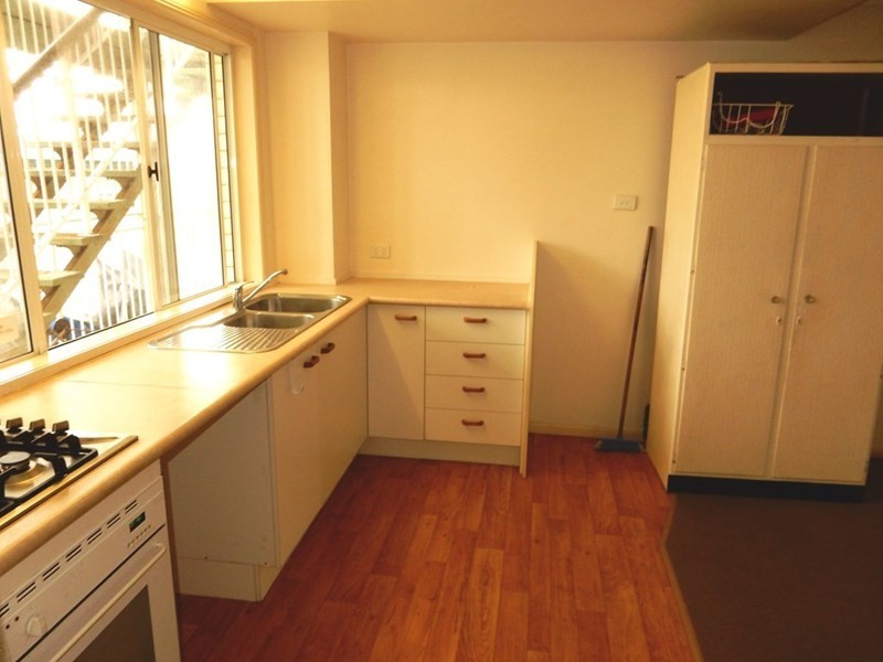 82 Buderim Street, Battery Hill QLD 4551