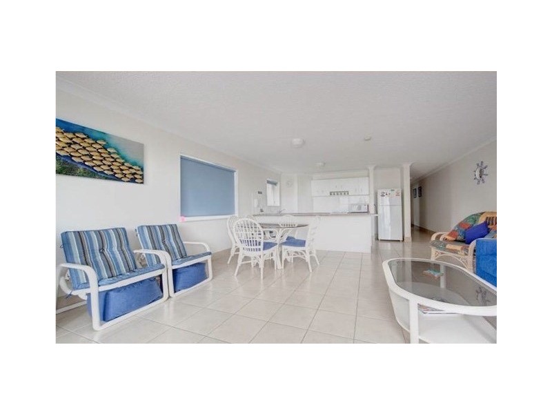 2 ‘Sanctuary Shores’ 13 Warne Terrace, Kings Beach QLD 4551