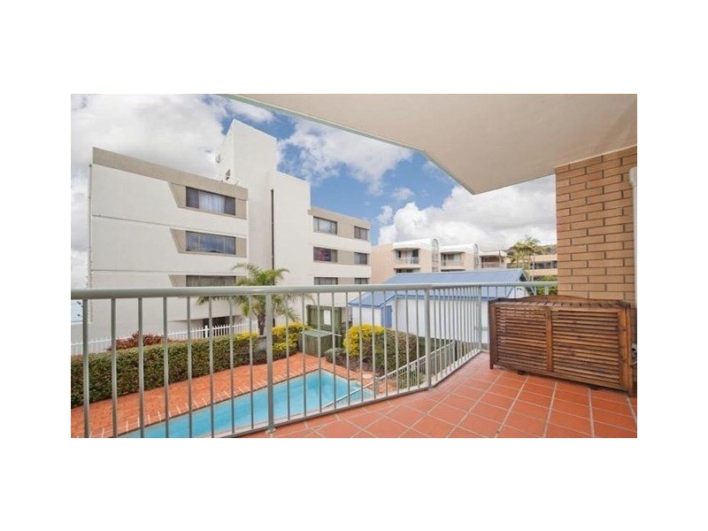 2 ‘Sanctuary Shores’ 13 Warne Terrace, Kings Beach QLD 4551