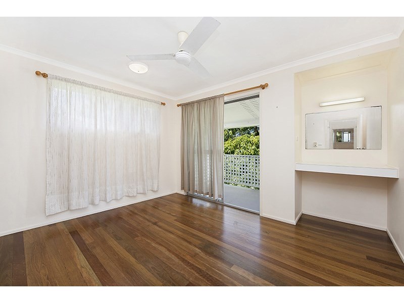 3 Bray Street, Dicky Beach QLD 4551