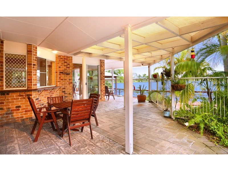 48 Wavell Avenue, Golden Beach QLD 4551