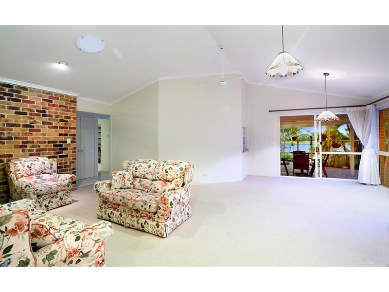 48 Wavell Avenue, Golden Beach QLD 4551