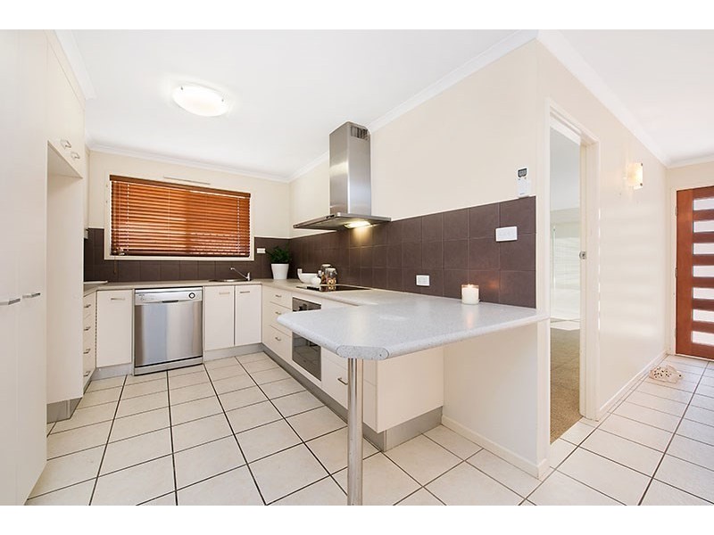 82 Roderick Street, Moffat Beach QLD 4551