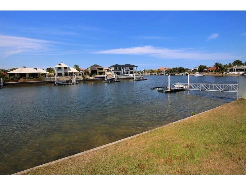 43 Edwardson Drive, Pelican Waters QLD 4551