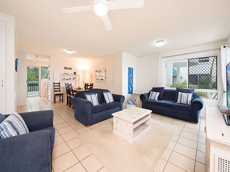 Unit 9 ‘Resort Estoril’ 38 McIlwraith Street, Moffat Beach QLD 4551