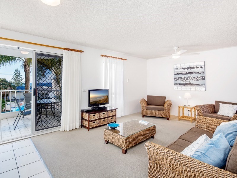Unit 8 ‘Resort Estoril’ 38 McIlwraith Street, Moffat Beach QLD 4551