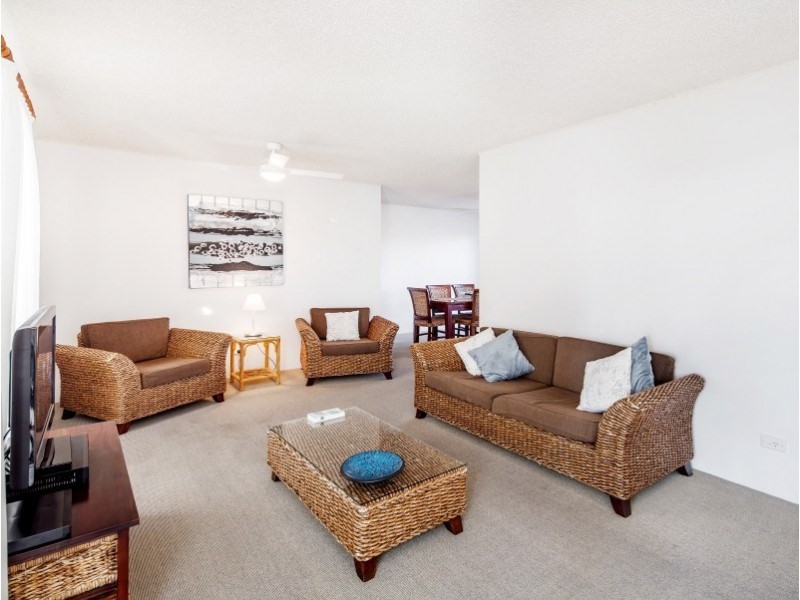 Unit 8 ‘Resort Estoril’ 38 McIlwraith Street, Moffat Beach QLD 4551