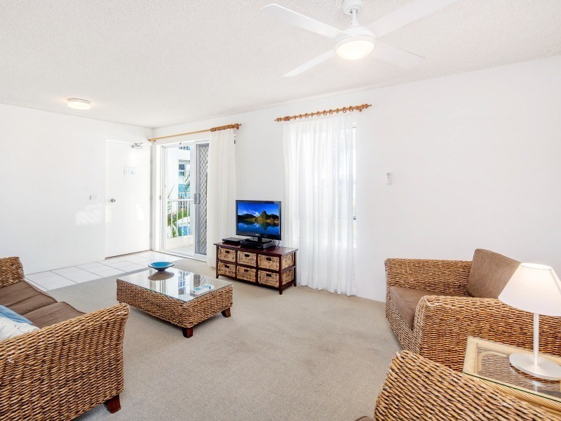 Unit 8 ‘Resort Estoril’ 38 McIlwraith Street, Moffat Beach QLD 4551