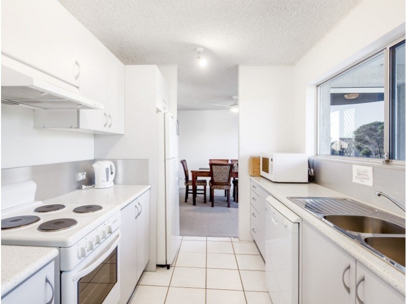 Unit 8 ‘Resort Estoril’ 38 McIlwraith Street, Moffat Beach QLD 4551