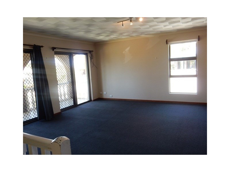 26 Anderson Street, Battery Hill QLD 4551