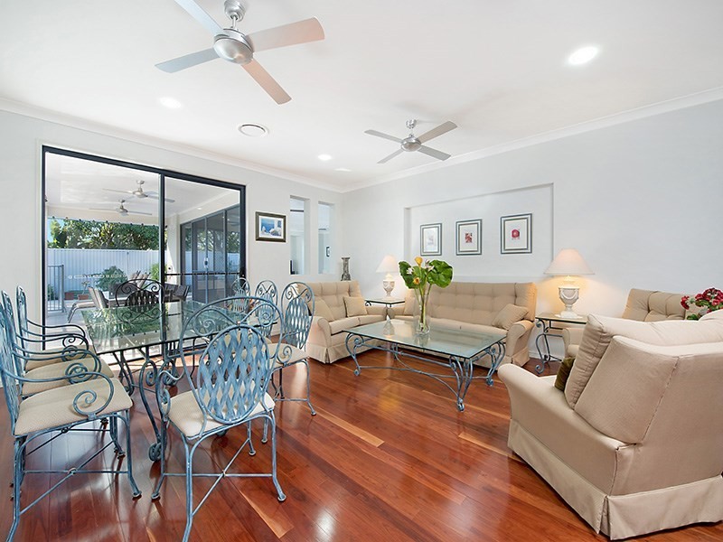 16 Trinity Place, Pelican Waters QLD 4551