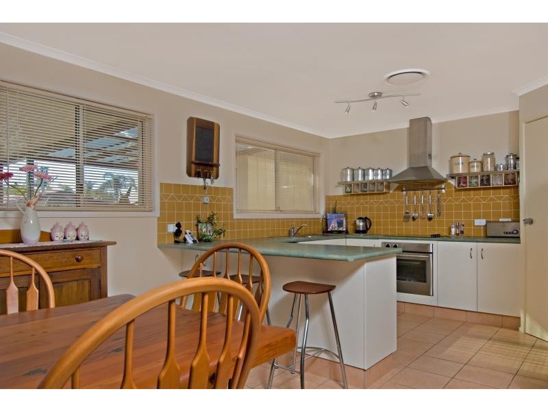 16 Crusader Street, Battery Hill QLD 4551