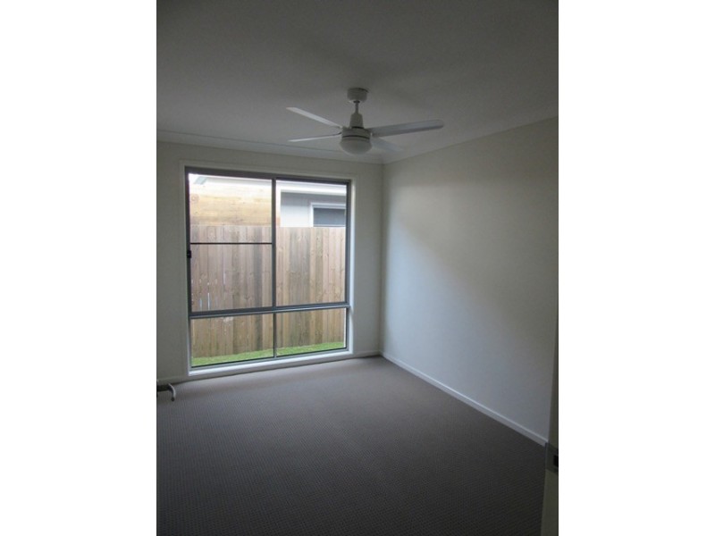 1 Amber Drive, Caloundra West QLD 4551