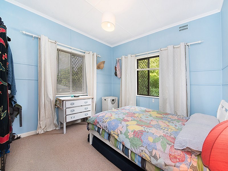 36 Roderick Street, Moffat Beach QLD 4551