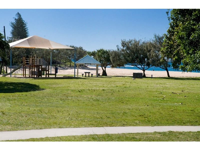 36 Roderick Street, Moffat Beach QLD 4551