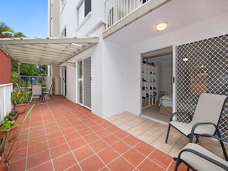 Unit 1/99 Esplanade, Golden Beach QLD 4551