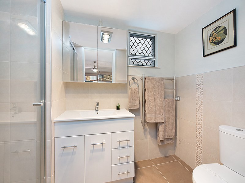 Unit 1/99 Esplanade, Golden Beach QLD 4551