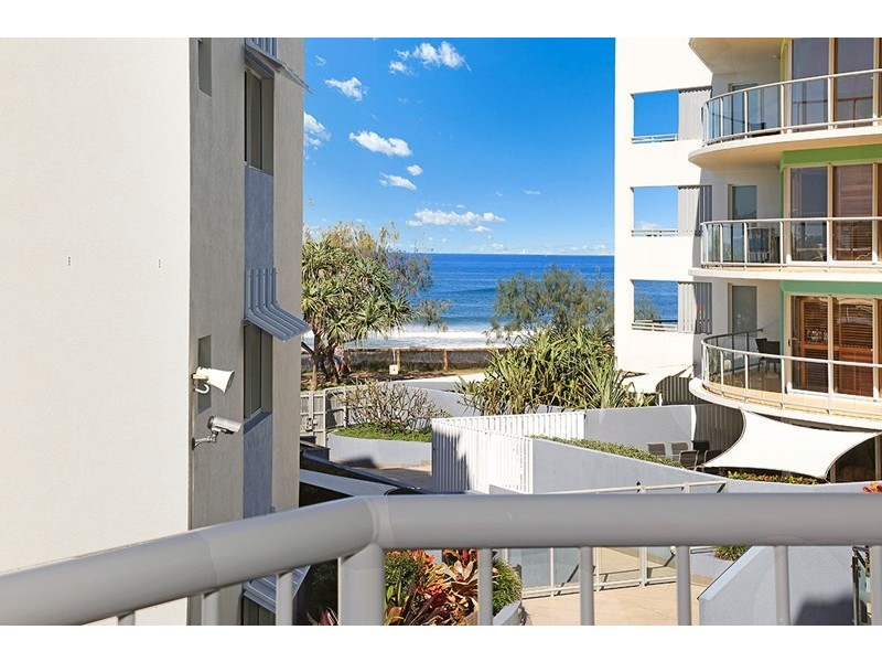 Unit 45 ‘Rolling Surf’ 8 Levuka Avenue, Kings Beach QLD 4551