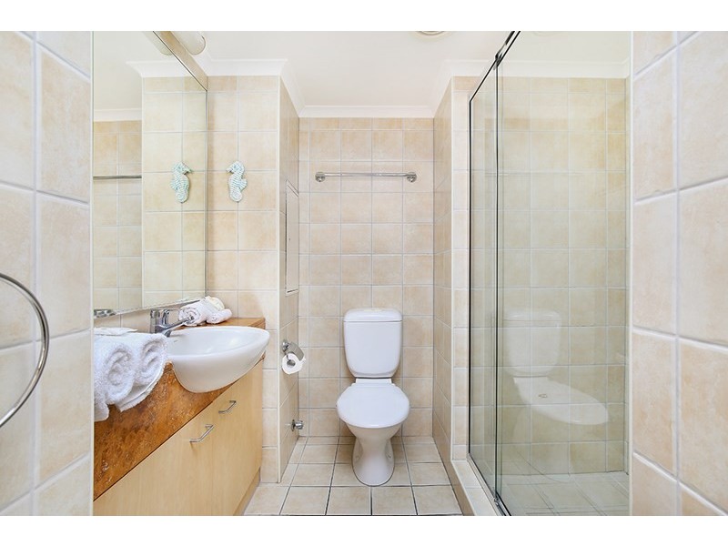 Unit 45 ‘Rolling Surf’ 8 Levuka Avenue, Kings Beach QLD 4551