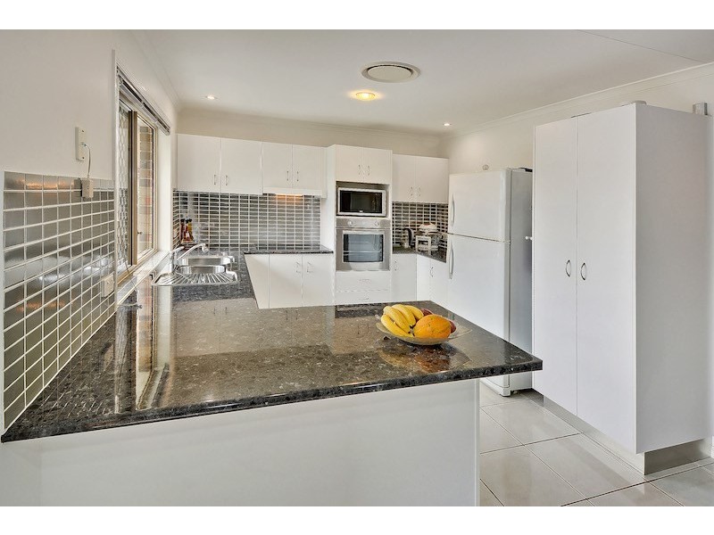 Unit 15 ‘Seachange’ 75 Caloundra Road, Little Mountain QLD 4551