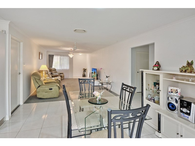 Unit 15 ‘Seachange’ 75 Caloundra Road, Little Mountain QLD 4551