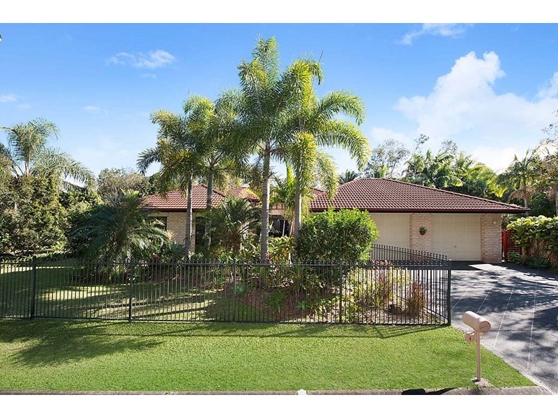 6 Earls Court, Little Mountain QLD 4551